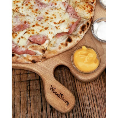 Orehova okrogla deska za pizzo in priloge